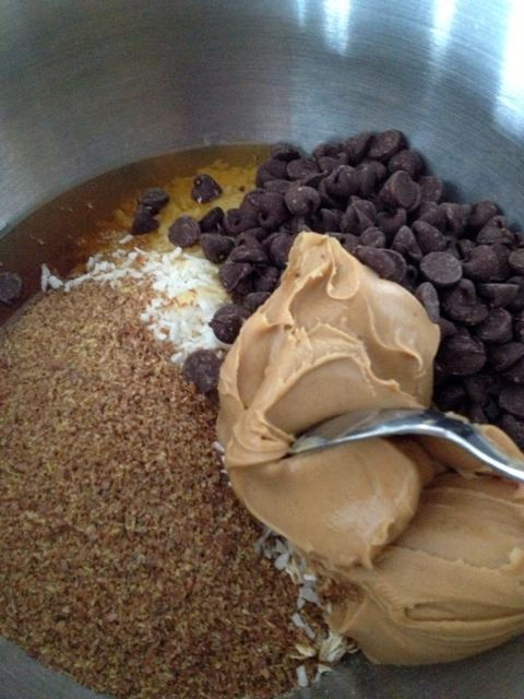Peanut Butter Chocolate Chip Power Balls