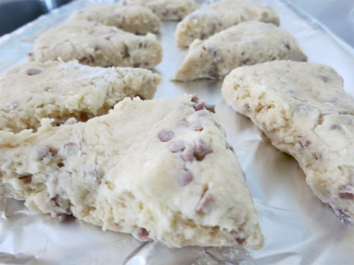 Cinnamon Chip Scones