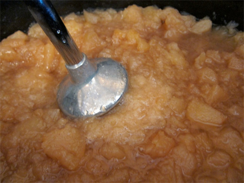 Crock Pot Apple Sauce