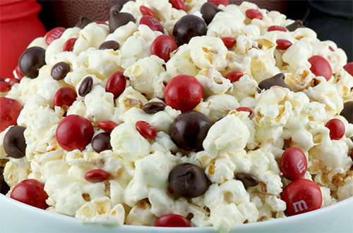 Team Color Snack Ideas for Sunday's Big Game