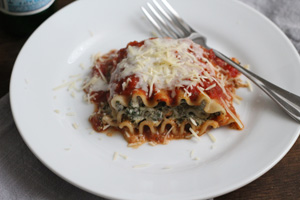 Mushroom Kale Lasagna Rolls